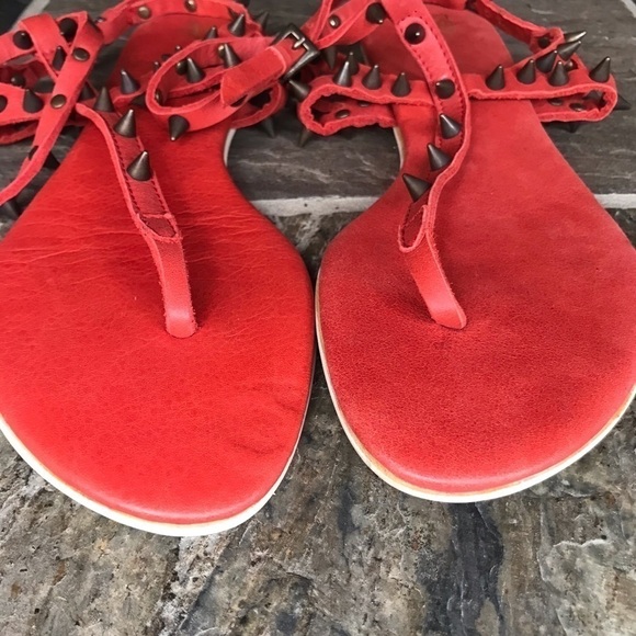 Marian Saud cherry red leather and metal studded ankle-strap gladiator sandals - Picture 4 of 9